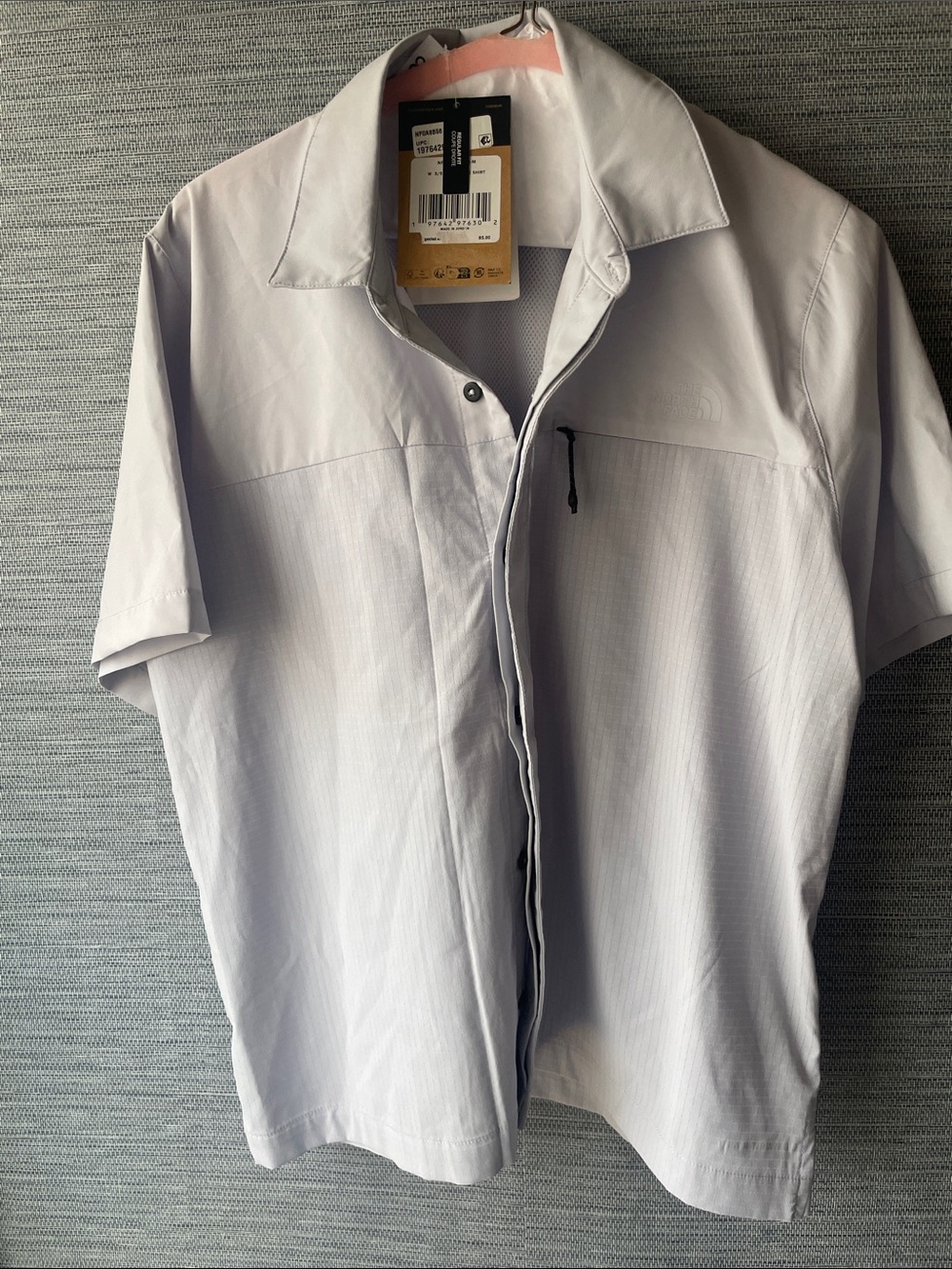 The North Face Light Gray Short-Sleeve Shirt Jacket